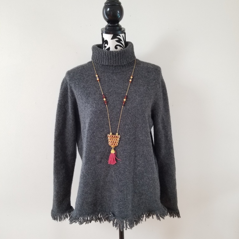 Rafaella Chunky Classic Warm Fringed Sweater